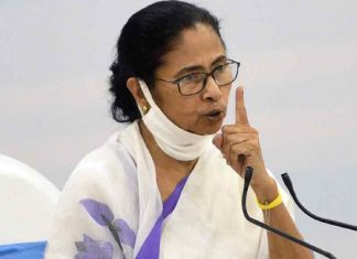‘തിരഞ്ഞെടുപ്പ് കമ്മീഷൻ പക്ഷപാതപരമായി പെരുമാറുന്നു’; ആരോപണവുമായി തൃണമൂൽ കോൺഗ്രസ് Mamata-Banarjee