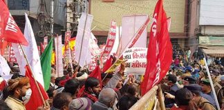 Farmer's-March-To-Governor's-House