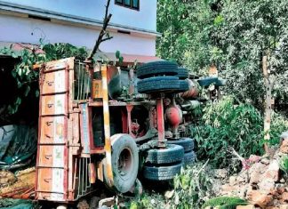 lorry accident_malabar news