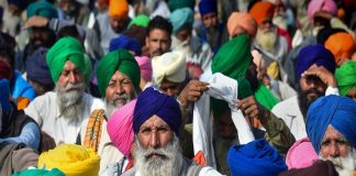 കര്ഷക സമരം; 24 മണിക്കൂര് റിലേ നിരാഹാര സമരം ആരംഭിച്ച് കര്ഷകര് Malabarnews_hunger strike