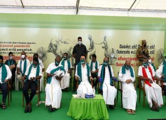 Support for farmers' protest; Opposition parties' fast in Tamil Nadu