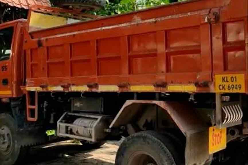 Malabar-News_SV-Pradeep-accident Malabar-News_SV-Pradeep-accident