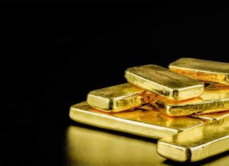 Gold worth Rs 1 crore seized in Nedumbassery