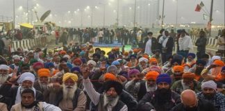 നിരാഹാര സമരം തുടങ്ങി; കര്ഷകര്ക്ക് പിന്തുണയുമായി അരവിന്ദ് കെജ്രിവാളും രംഗത്ത് Malabarnews_hunger strike