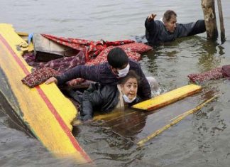 Boat overturns in daal lake _Malabar news