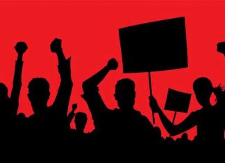 11 മാസത്തെ ശമ്പള കുടിശിക കിട്ടിയില്ല; ആറുവരിപ്പാത നിർമ്മാണം തടഞ്ഞ് ജീവനക്കാർ Malabar-News_strike