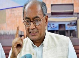 കോവിഡ് വാക്സിന്; ഇന്ത്യന് ജനതയെ ‘ഗിനിപ്പന്നികളാ’യി മാറ്റരുതെന്ന് ദിഗ്വിജയ സിംഗ് Digvijay singh_malabar news