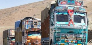 കര്ഷകരുടെ ആവശ്യം അംഗീകരിച്ചില്ലെങ്കില് ചരക്ക് ഗതാഗതം സ്തംഭിപ്പിക്കും; ചരക്ക് വാഹന സംഘടന MalabarNews_transportation