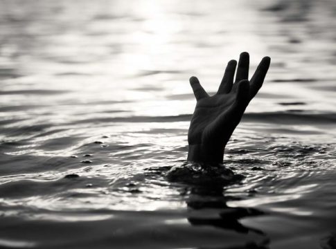 drowned to death