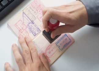 താൽകാലിക തൊഴിൽ പെർമിറ്റുകൾ അനുവദിച്ച് ഒമാൻ