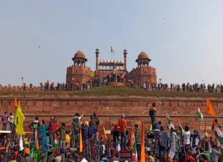 redfort-clash