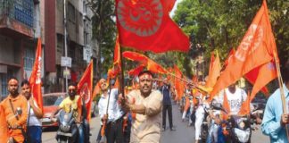 เดนเดฟเดจเตเดฆเต-เดฎเตเดธเตโเดฒเดฟเด เดชเตเดฐเดฃเดฏเดเดฅ; เดธเดฟเดจเดฟเดฎเดพ เดทเตเดเตเดเดฟเดเตเดเต เดคเดเดเตเดเต เดธเดเดเดชเดฐเดฟเดตเดพเดฐเตโ sangh parivar