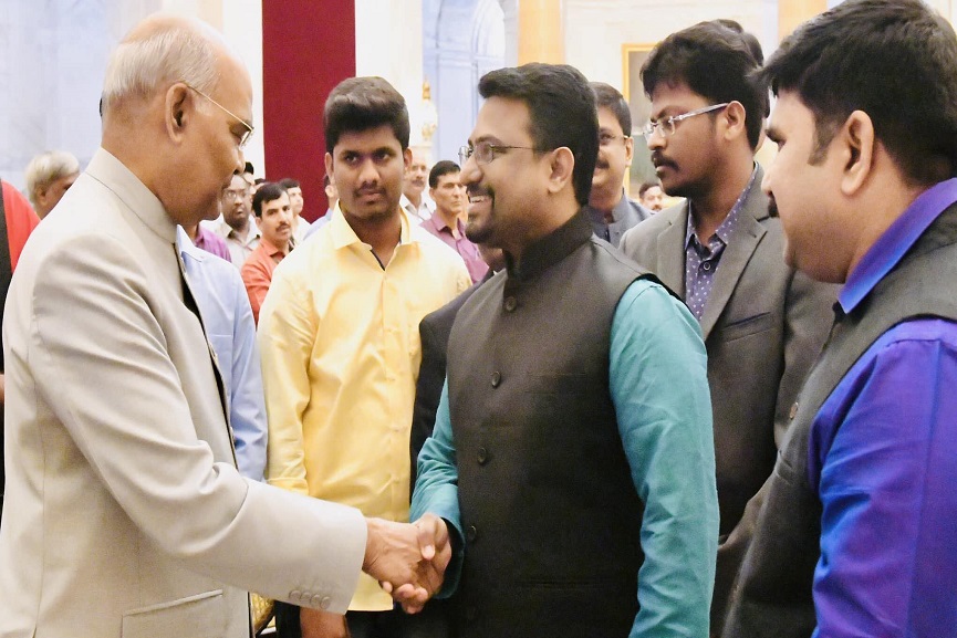 Ansif Ashraf with Ram Nath Kovind