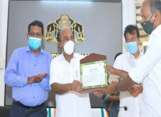 കാസർഗോഡ് ജില്ലയിൽ 653 ഹരിത ഓഫീസുകൾക്ക് അംഗീകാരം Green certificate