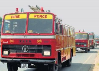 മിഠായി തെരുവിലെ തീപിടുത്തം; വീഴ്ചകള് ചൂണ്ടിക്കാട്ടി ഫയര്ഫോഴ്സിന്റെ റിപ്പോർട് keralafireforce