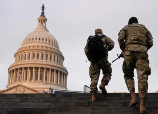 യുഎസ് വീണ്ടും മുൾമുനയിൽ; രാജ്യമെമ്പാടും കലാപം നടത്താൻ ട്രംപ് അനുകൂലികൾ; സുരക്ഷ ശക്തം 50 US State Capitals On Edge, Pro-Trump Marches Likely This Weekend