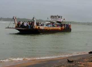 malabarnews-Ponnani_ferry