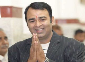 ‘ഇന്ത്യന് ശാസ്ത്രജ്ഞരെ വിശ്വാസമില്ലാത്ത മുസ്ലിംകള് പാക്കിസ്ഥാനിലേക്ക് പോകട്ടെ’; ബിജെപി എംഎല്എ