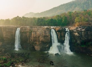 സുരക്ഷാവേലിക്ക് സമീപം സുരക്ഷയില്ല; അതിരപ്പിള്ളിയില് ആക്ഷേപവുമായി പ്രദേശവാസികള് athirappilly