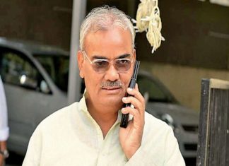 ചിക്കൻ ബിരിയാണി കഴിച്ച് പക്ഷിപ്പനി പടർത്താൻ ശ്രമിക്കുന്നു; കർഷകർക്കെതിരെ ബിജെപി നേതാവ് Madan dilwar against farmers
