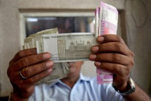 Salaries and pensions may increase by up to 10 per cent; Commission Report 31