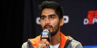 เด
เดฎเตเดฐเดฟเดเตเดเดฏเตเดเต เดเดพเดฐเตเดฏเดคเตเดคเดฟเตฝ เดตเดฟเดทเดฎเดฟเดเตเดเตเดจเตเดจเดตเตผ เดเดเดเตเดเต เดเตผเดทเดเดฐเตเดเตเดเตเดฑเดฟเดเตเดเตเด เดเตผเดเตเดเดฃเด; เดตเดฟเดเตเดจเตเดฆเดฐเตโ เดธเดฟเดเดเต Vijender-Sing