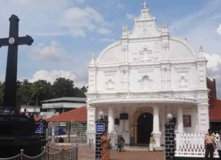 കോതമംഗലം പള്ളിക്കേസ്; ഉത്തരവ് നടപ്പാക്കുന്നത് ഹൈക്കോടതി ഡിവിഷൻ ബഞ്ച് തടഞ്ഞു kothamangalam-church
