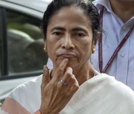 ബംഗാളിലെ എസ്ഐആർ; ജഡ്ജിമാരുടെ മേൽനോട്ടത്തിൽ നടത്താൻ സുപ്രീം കോടതി Mamatha Banarjee