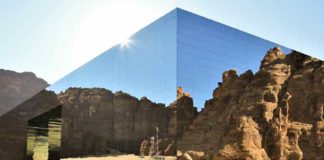 ജിസിസി ഉച്ചകോടി ചൊവ്വാഴ്ച; ചരിത്ര സംഗമത്തിന് ഒരുങ്ങി അൽ ഉലയിലെ ‘ചില്ല് കൊട്ടാരം’ al-maraya-auditorium