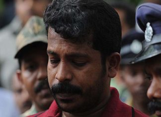 പോലീസ് സാന്നിധ്യത്തിൽ മദ്യപാനം; കൊടി സുനിയുടെ പരോൾ റദ്ദാക്കി, ഉദ്യോഗസ്ഥർക്ക് സസ്പെൻഷൻ Kodi Suni