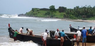 A young man died after his canoe overturned in Kozhikode's Mavoor