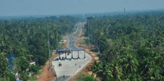 കൊല്ലം ബൈപ്പാസ്; ഇന്ന് തുടങ്ങാനിരുന്ന ടോൾ പിരിവ് പോലീസ് തടഞ്ഞു kollam bypass