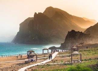 ഒമാനിലെ ബീച്ചുകളിലെയും പാര്ക്കുകളിലെയും നിയന്ത്രണം തുടരും