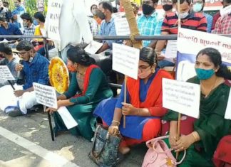 സമരം ചെയ്യുന്ന 82 കായിക താരങ്ങൾക്ക് ജോലി നൽകാൻ തീരുമാനം