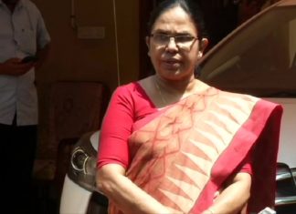 ആരോഗ്യമന്ത്രിക്ക് നേരെ കരിങ്കൊടി പ്രതിഷേധവുമായി യുവമോർച്ച YUVAMORCHA protest
