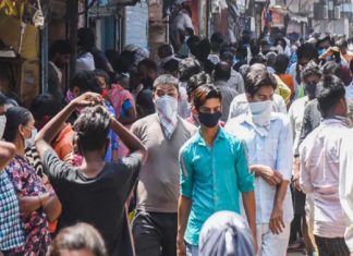 93,249 പുതിയ കേസുകൾ; 513 മരണം; രാജ്യത്ത് പടർന്ന് പിടിച്ച് കോവിഡ്