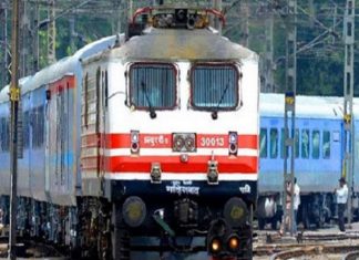 നിസാമുദ്ദീന്-എറണാകുളം സൂപ്പര് ഫാസ്റ്റ്; നീലേശ്വരം സ്റ്റോപ്പ് പുനസ്ഥാപിച്ചു southern railway