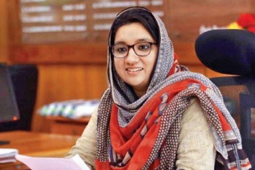 adeela abdulla adeela abdulla