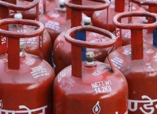 പാചകവാതക വില വീണ്ടും കൂട്ടി gas price