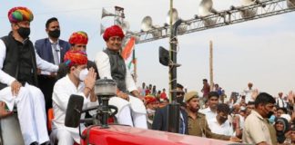 เดฐเดพเดเดธเตโเดฅเดพเดจเดฟเดฒเตโ เดเตเดฐเดพเดเตโเดเดฐเตโ เดฑเดพเดฒเดฟเดฏเตเดฎเดพเดฏเดฟ เดฐเดพเดนเตเดฒเตโ เดเดพเดจเตเดงเดฟ rahul gandhi-tractor rally