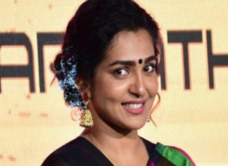 തിരഞ്ഞെടുപ്പിൽ മൽസരിക്കുമെന്ന വാർത്ത തള്ളി പാർവതി തിരുവോത്ത് parvathy thiruvath