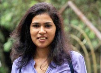 രഹ്ന ഫാത്തിമക്ക് മാദ്ധ്യമങ്ങളിലൂടെ അഭിപ്രായം പറയാം; ഹൈക്കോടതി വിധിക്ക് സ്റ്റേ