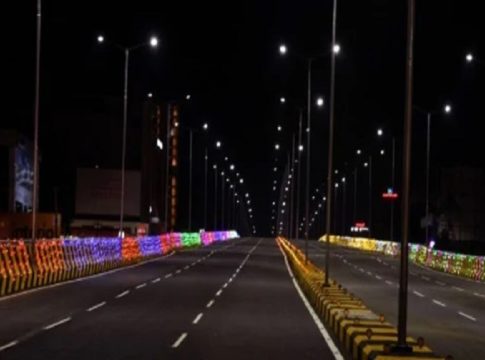 Lights in kundannoor flyover