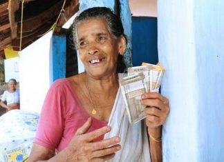 ക്ഷേമ പെൻഷൻ രണ്ട് ഗഡു കൂടി; ചൊവ്വാഴ്ച മുതൽ വിതരണം welfare pension