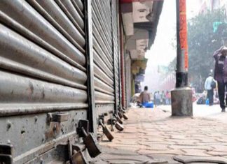 വയനാട്ടിൽ ഹർത്താൽ; പോലീസുമായി ഉന്തും തള്ളും, പലയിടത്തും വാഹനങ്ങൾ തടഞ്ഞു hartal