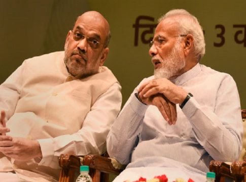 അമിത് ഷായും മോദിയും എത്തി, ഒരക്ഷരം സംസാരിച്ചില്ല; സഭ പിരിഞ്ഞു amit-shah-narendra-modi