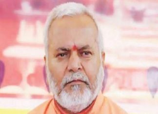 പീഡനക്കേസ്; ബിജെപി നേതാവ് ചിൻമയാനന്ദിനെ വെറുതെ വിട്ടു chinmayanand