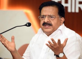 വോട്ടർ പട്ടികയിലെ ക്രമക്കേട്; തിരഞ്ഞെടുപ്പ് കമ്മീഷന് വീണ്ടും പരാതി നൽകി ചെന്നിത്തല chennithala