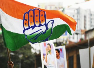 ബാലുശ്ശേരിയിൽ കോൺഗ്രസ് ഓഫീസിന് തീയിട്ടു; കല്ലേറ് udf in vadakara