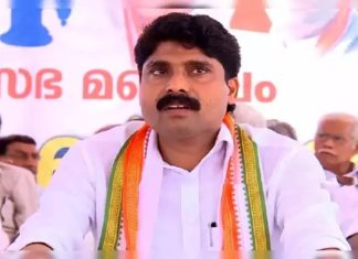 ടി സിദ്ദിഖിനെതിരെ കൽപ്പറ്റയിൽ പോസ്റ്ററുകൾ Case against T Siddique